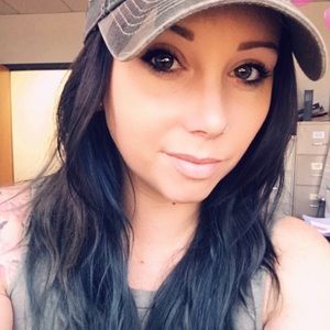 Meet your Posher, Nichole